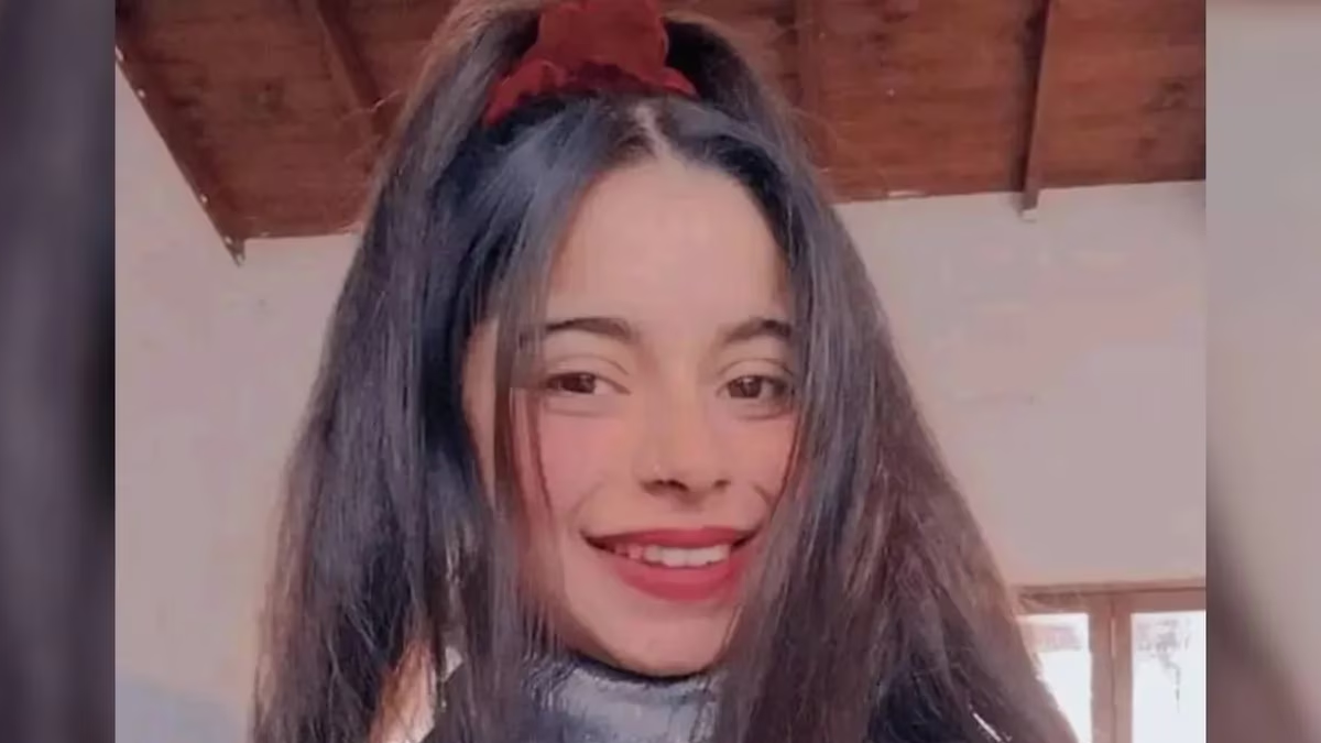El cuerpo hallado en un descampado pertenece a Iara Nardelli, la adolescente desaparecida hace 20 d&iacute;as (Foto: Facebook).