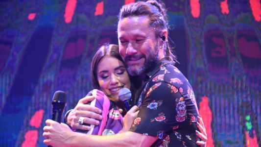 Lali Espósito cantó con Diego Torres en el Luna Park