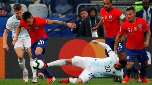Un VAR que se reserva el derecho de admisión: revisión, penal y gol de Chile