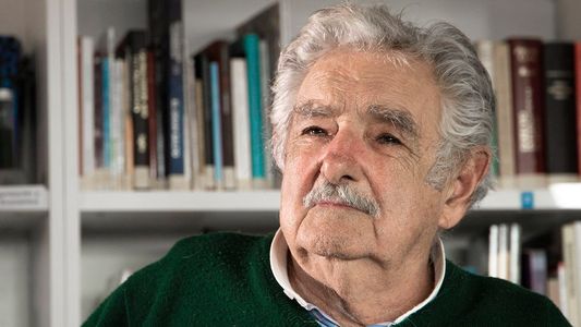 ¡Socorro!: la advertencia de Pepe Mujica sobre Javier Milei