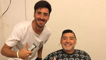 Le robaron al peluquero de Maradona: el insólito modo en que los ladrones ingresaron al local