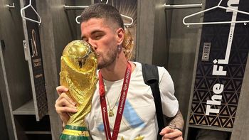 El duro golpe que recibió Rodrigo de Paul tras consagrarse campeón del mundo: Le pidieron que...