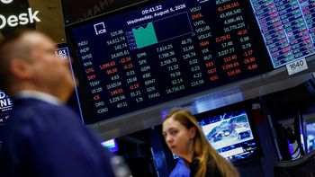 Riesgo país: subió 3,1% y quedó a un paso de los 490 puntos en una jornada sin operaciones en Argentina
