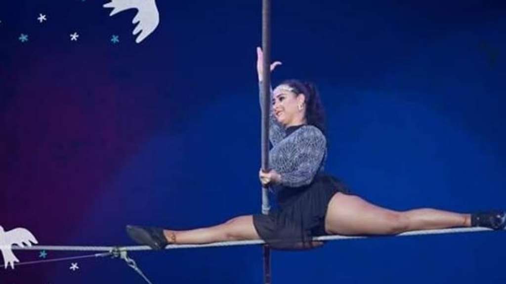 Acróbata hizo un truco en la altura, se cayó y murió