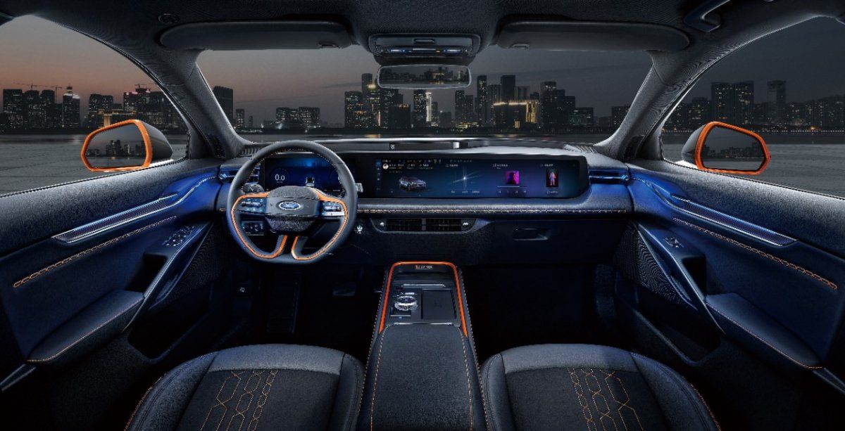 En el interior del nuevo Ford Evos