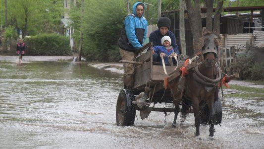 En la recta final de la campaña, las inundaciones generaron una fuerte controversia entre Magario y Vidal
