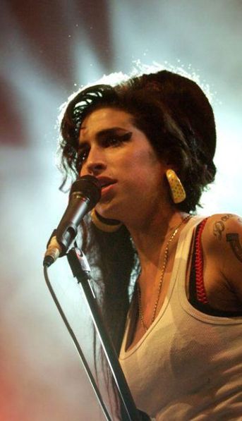 Diez años sin Amy Winehouse. Su música, su poesía y su exploración del abismo