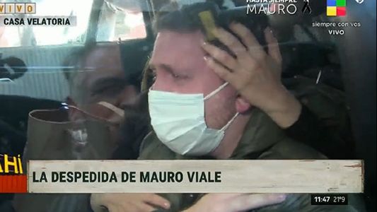 El último adiós a Mauro Viale: el dolor de Jony en el cortejo fúnebre