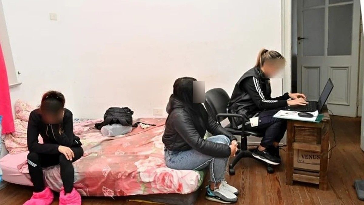 Clausuran tres departamentos en la Ciudad que funcionaban como prostíbulos  y detienen a una mujer