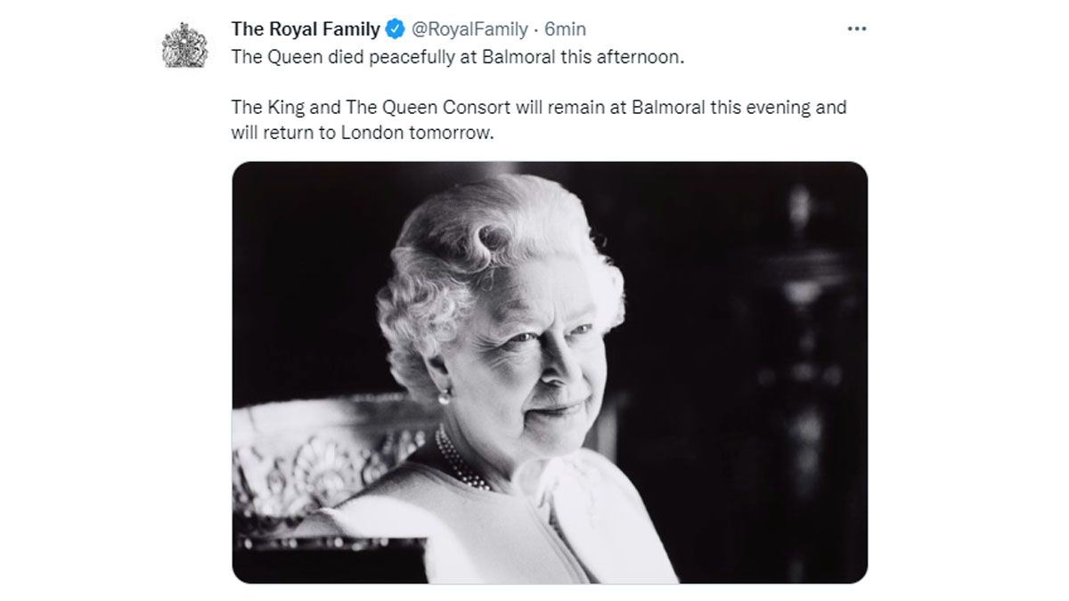 el comunicado oficial de la corona británica en el que anuncia la muerte de la reina Isabel II (The Royal Family, cuenta oficial de Twitter)