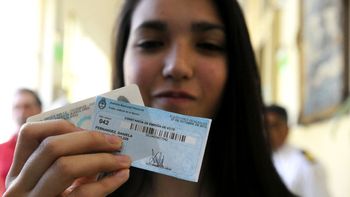 Elecciones 2021: ¿cuántos jóvenes votan por primera vez este domingo?