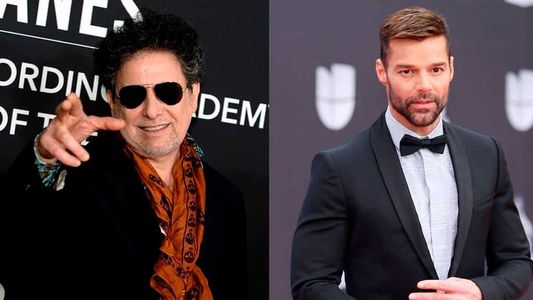 El increíble gesto cholulo de Andrés Calamaro con Ricky Martin en una entrega de premios