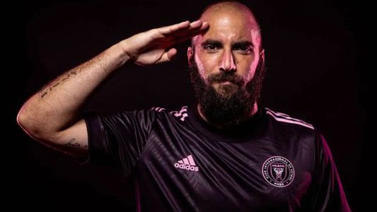 La emoción de Gonzalo Higuaín tras su último partido