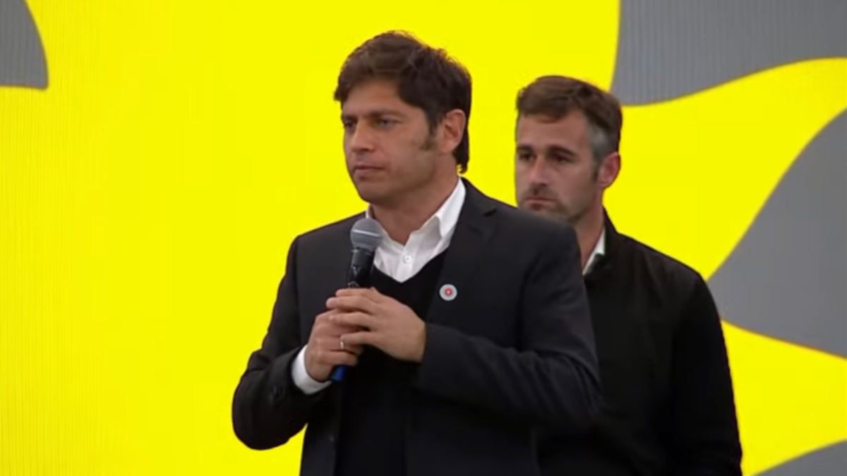 Axel Kicillof junto a Federico Achával, intendente de Pilar. (Foto: archivo)