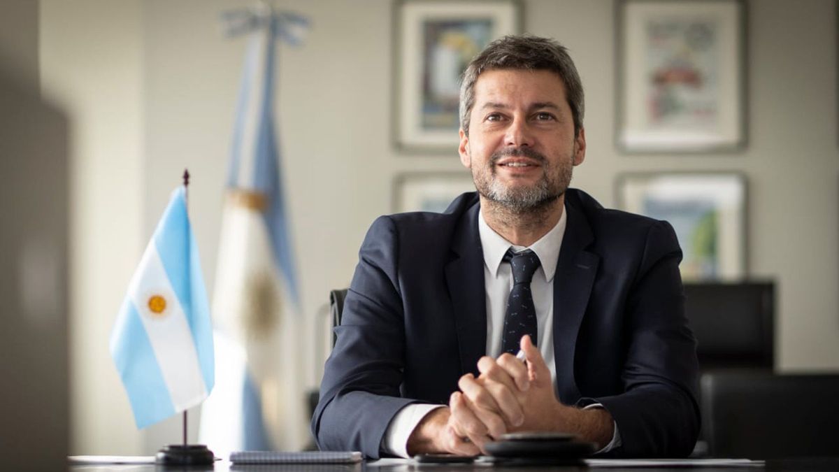 Lammens aseguró que el Gobierno piensa en la vuelta del público a las canchas para fines de septiembre. ¿Habrá hinchas en el River - Boca?