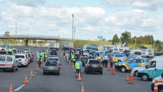 Refuerzan los controles a los turistas que regresan a la Ciudad