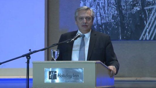 Alberto visitó Córdoba y propuso una salida a la uruguaya para negociar la deuda con el FMI