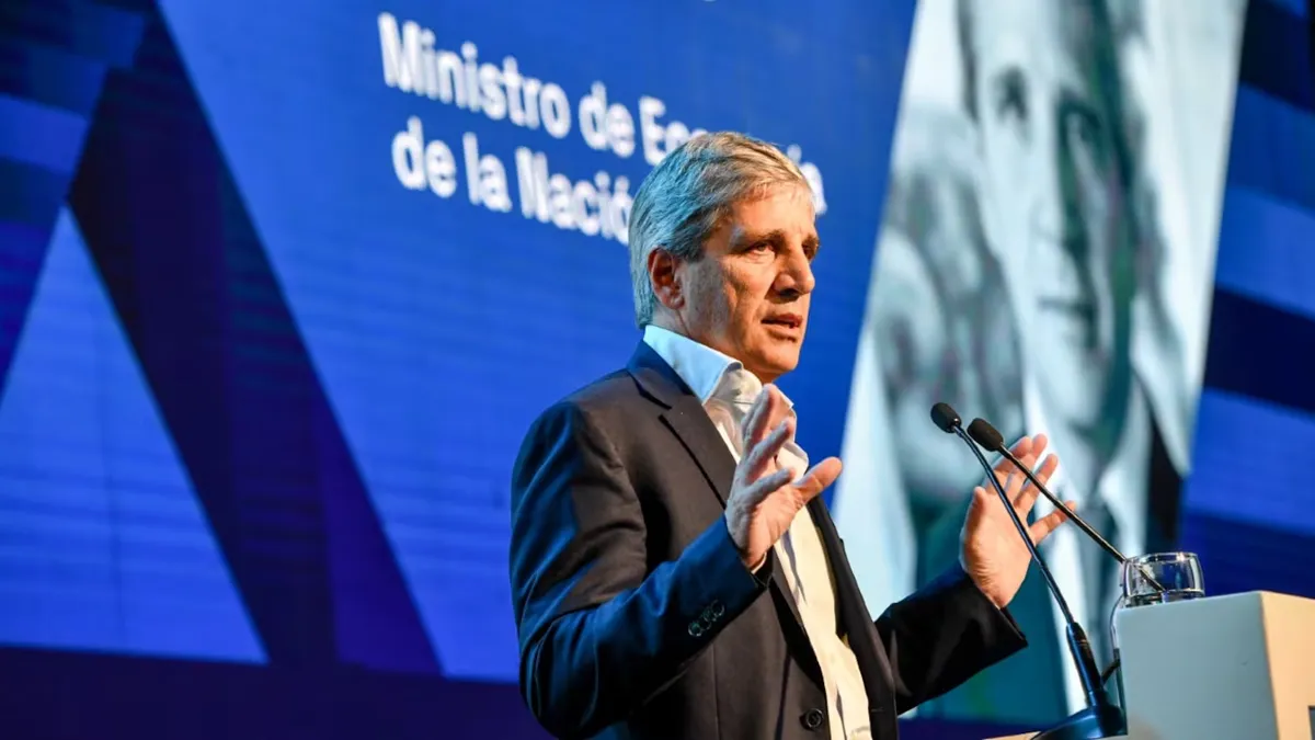 Luis Caputo adelantó que tras las elecciones el Gobierno impulsará una reforma tributaria