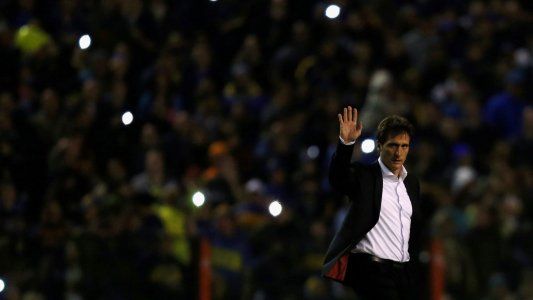 Barros Schelotto: “Quizás no soy candidato a dirigir la selección por no tener representante”