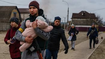 El gobierno de Ucrania rechaza los corredores humanitarios porque las vías de escape se dirigen hacia Rusia