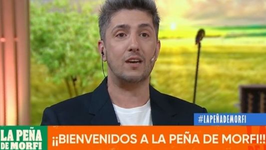 La emoción de Jey Mammon en el debut de La Peña de Morfi: Quiero honrarte, Gerardo