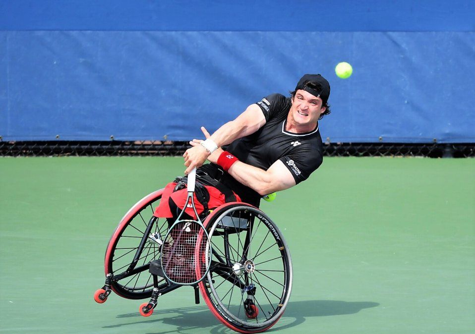 El tenista se incorporó al equipo de atletas de todo el mundo que Toyota está apoyando&nbsp; en su camino a los Juegos Olímpicos y Paralímpicos que tendrán lugar este año en Japón. Gustavo empezó a jugar al tenis a los 6 años