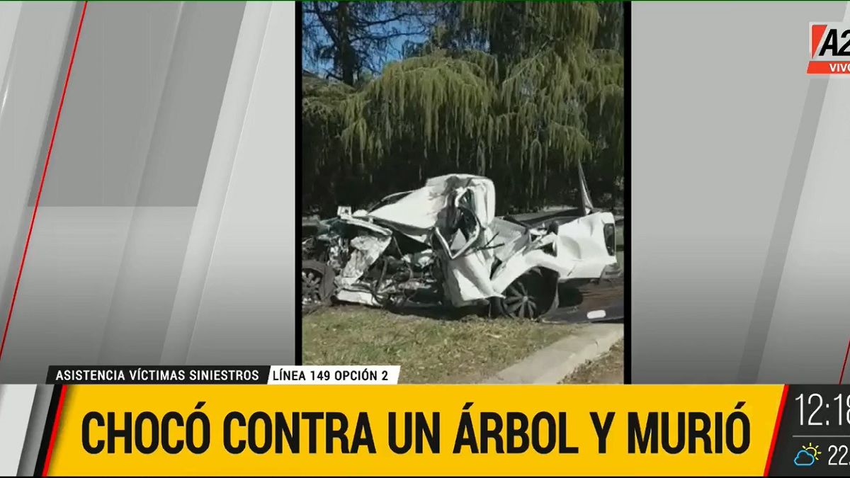 Así quedó el auto tras el impacto. Foto: captura de Tv.&nbsp;
