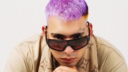 El trapero Kaleb Di Masi chocó dos veces, intentó fugarse y cuando lo detuvieron le encontraron droga