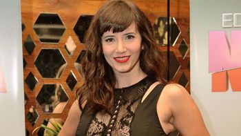 Griselda Sicialini y el festejo el elenco de Educando a Nina