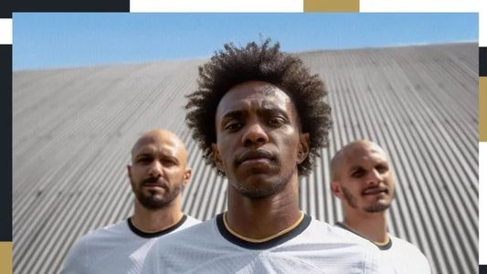 La camiseta de Corinthians con la que pretende calentar la previa ante Boca