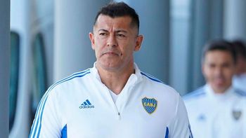 Se filtró una foto de Jorge Almirón, el nuevo técnico de Boca, con una bailarina semi desnuda