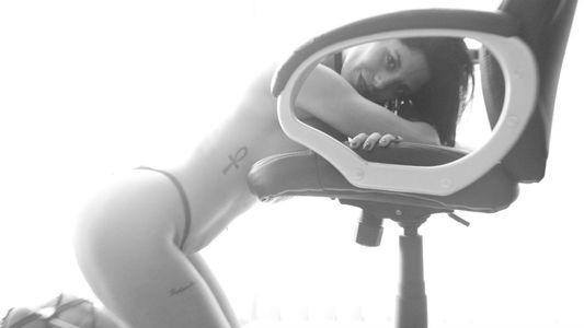 Sensual producción de fotos de Valeria Aquino