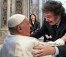 Milei viaja a Roma con comitiva austera tras la polémica que generó el costeo del vuelo de familiares del Papa Francisco