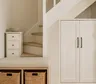 Cinco rincones de la casa que pueden sumar espacio de guardado sin hacer obra