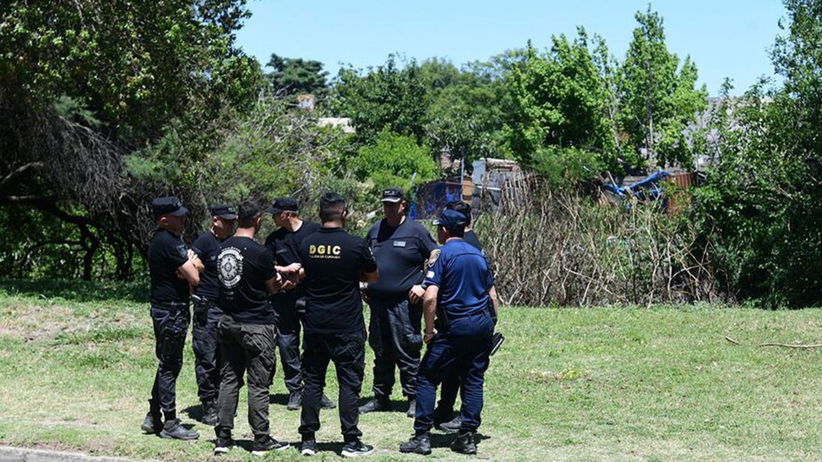 Encontraron restos presuntamente humanos en una bolsa en el barrio General Urquiza. (Foto: gentileza La Voz)