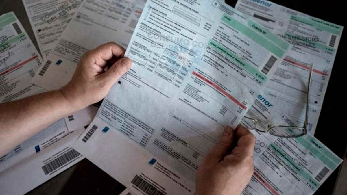 El Gobierno oficializó el nuevo cuadro tarifario y los usuarios de mayores ingresos percibirán un aumento promedio del 40% en sus boletas.