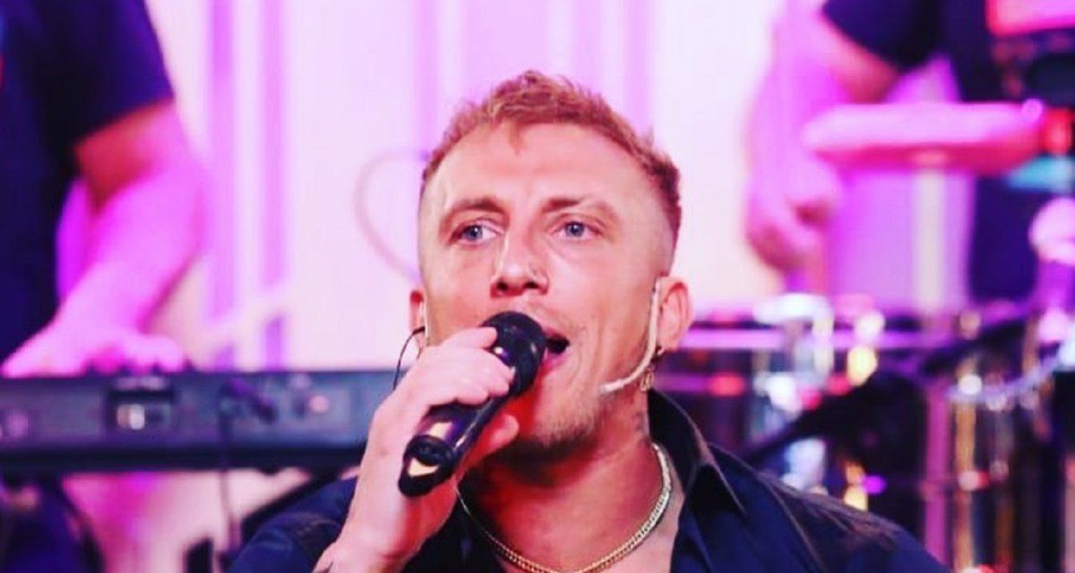 Escándalo con El Polaco en la foto oficial de La Academia