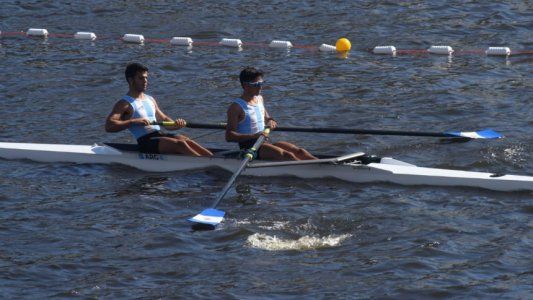 Remo: la dupla Modarelli-Herrera le dio a Argentina la primera medalla de los Juegos
