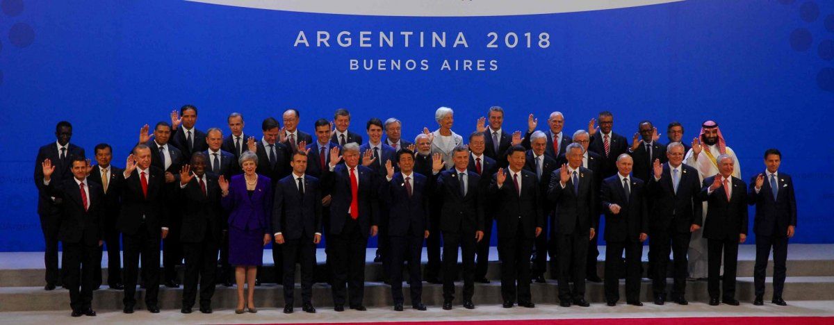 Con la presencia de los líderes (menos Merkel) arrancó formalmente la Cumbre del G20
