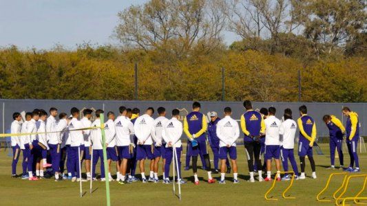 Qué le dijo Riquelme al plantel de Boca en la charla motivacional que dio tras la práctica