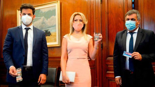 La Primera Dama firmó un convenio que beneficiará a comedores comunitarios