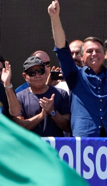 Bolsonaro reunió a miles de manifestantes y amenazó a la Corte Suprema de Brasil