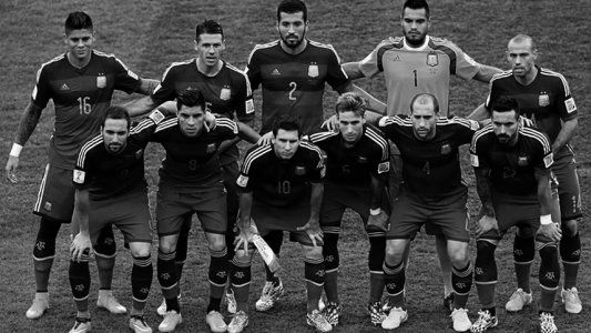 Los dos subcampeones del mundo en Brasil 2014 que quieren volver a jugar en el fútbol argentino