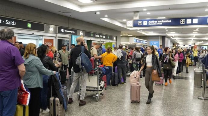 Paro en aeropuertos: ATE suspendió la medida de fuerza de 48 horas
