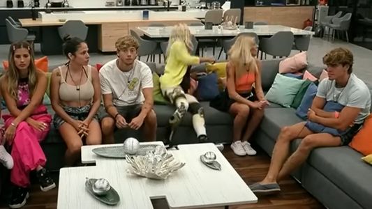 Se abrieron las puertas y un enorme desconcierto invadió la casa de Gran Hermano 2022: ¿un nuevo ingreso?