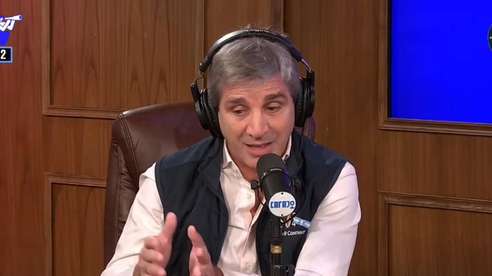 Caputo salió a aclarar por qué el Gobierno intervino para bajar la presión sobre el dólar
