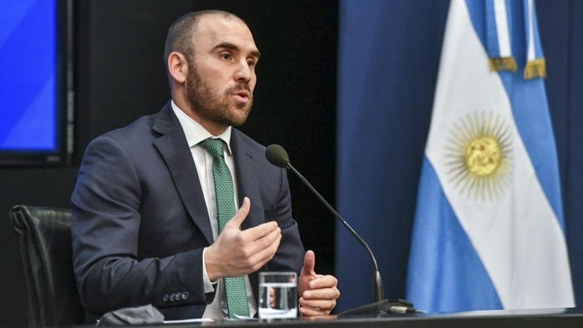 Martín Guzmán aseguró que no se retiró de la política y cargó en duros términos contra Cristina Kirchner (Foto: Télam).