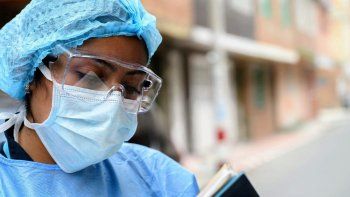 Al menos 3.000 enfermeras murieron por coronavirus a nivel mundial y muchas se plantean dejar su puesto