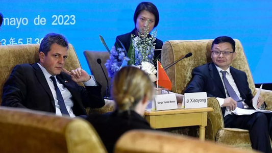 Massa y Pesce se reunieron con autoridades del Banco Popular de China para renovar el swap por 3 años