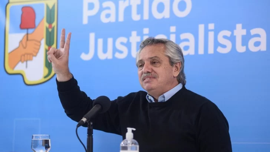 Alberto Fernández renunció como presidente del Partido Justicialista